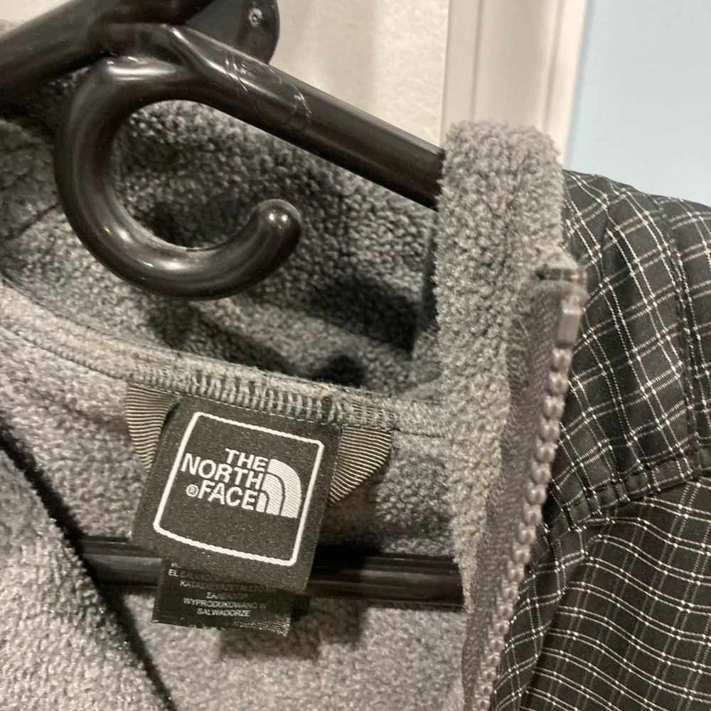 Gray NorthFace light weight zip up fleece jacket